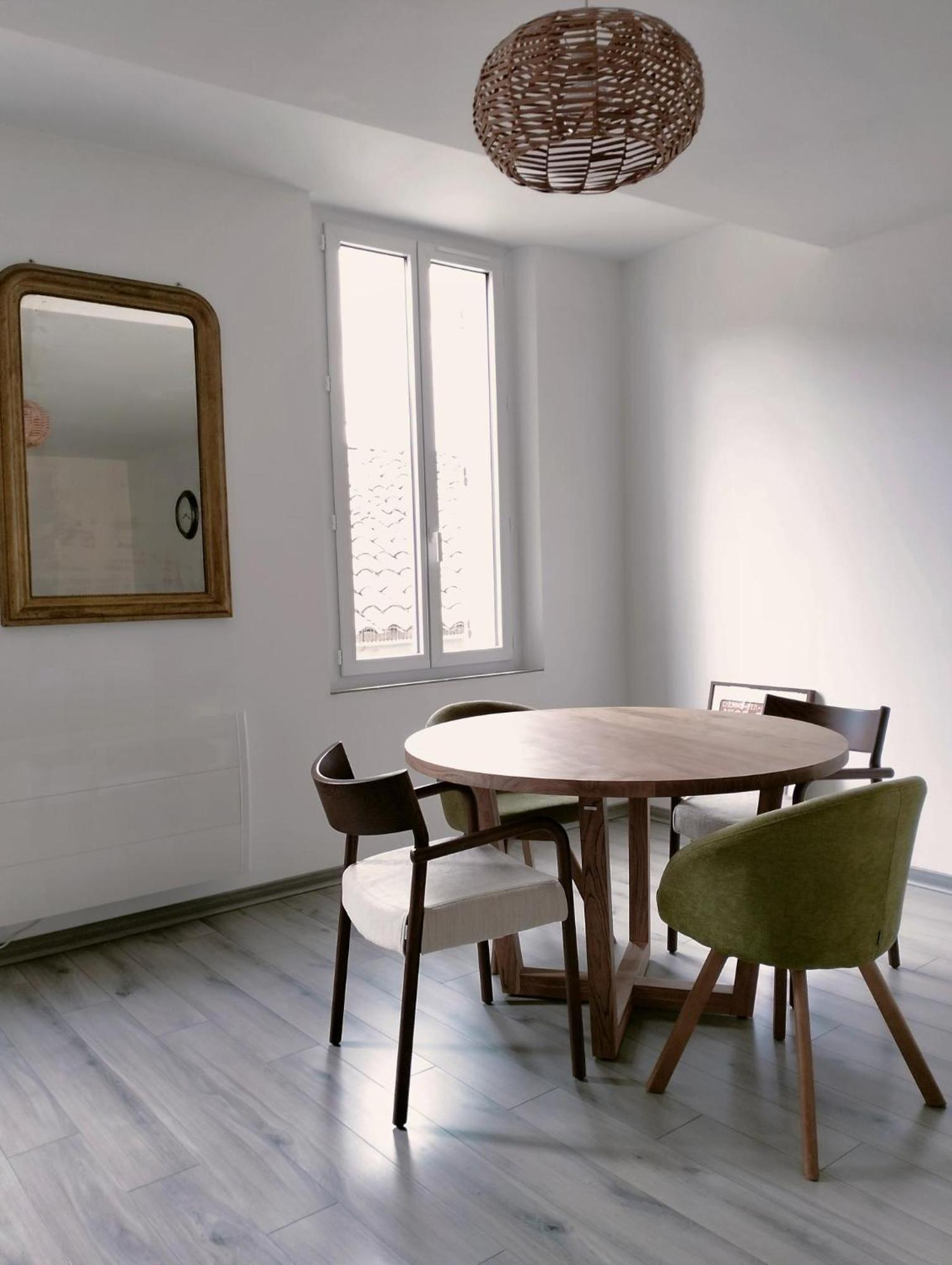 La Provence Vous Attend - 2Eme Etage Digne-les-Bains Bagian luar foto